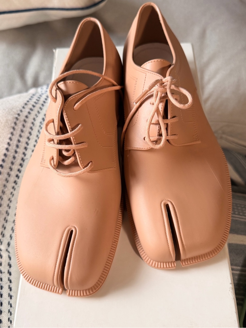 NWT Maison Margiela Nude Tabi Lace up , 8 US ( 41 EU)